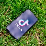 В Україні пропонують заборонити TikTok: у чому звинувачують платформу