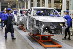 Виробництво легкових автомобілів у Великій Британії в липні впало на 10,6%
