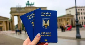 Українці стали найбільшою групою отримувачів перших дозволів на проживання в ЄС у 2025 році