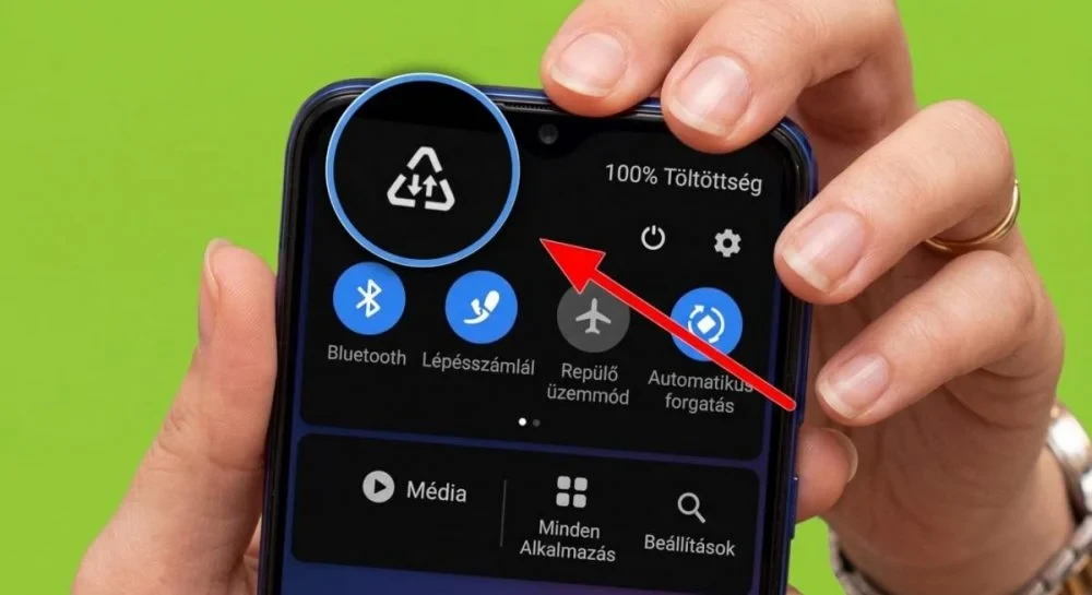 На Samsung з’явився трикутник зі стрілками: чому телефон може почати гальмувати